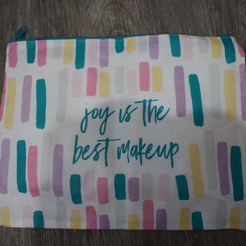 Beauty Bundle - Picture 2 of 7